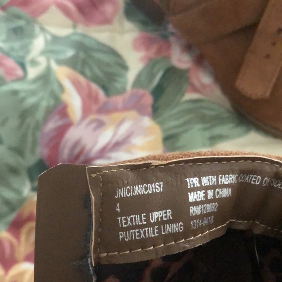 Steve Madden size 4 - Picture 8 of 8